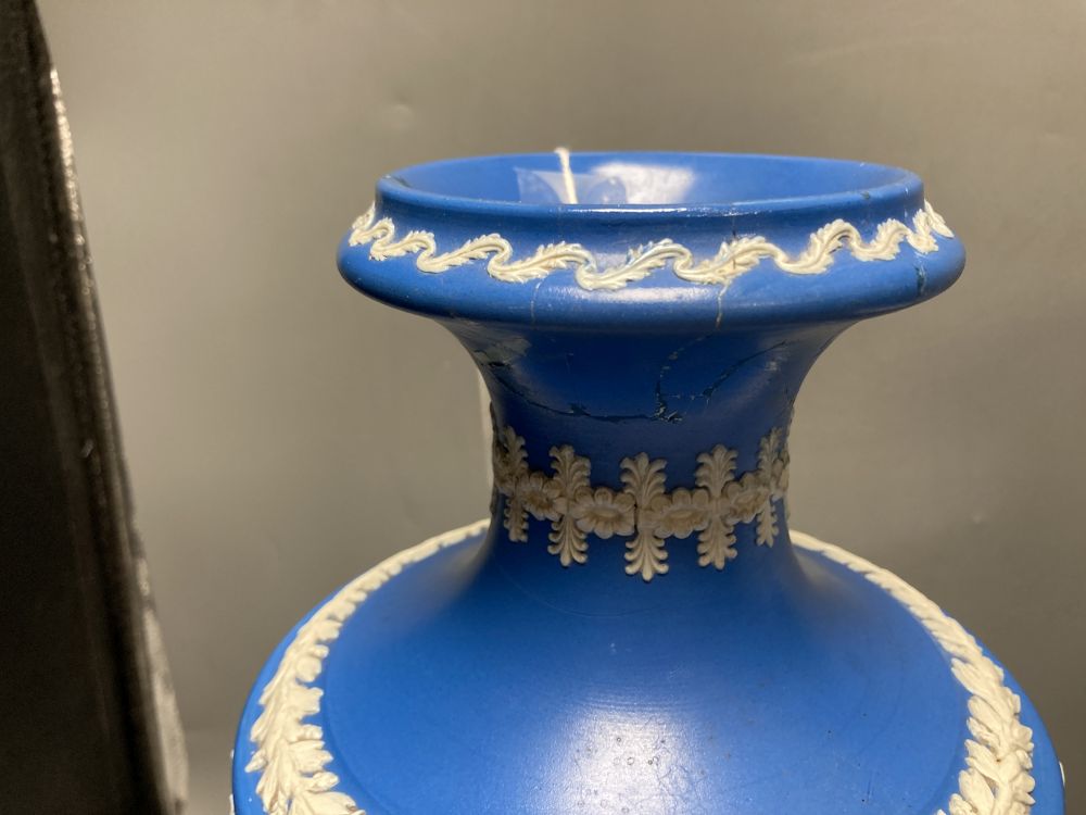 A pair of 19th century Dudson Bros blue jasper vases, height 38cm